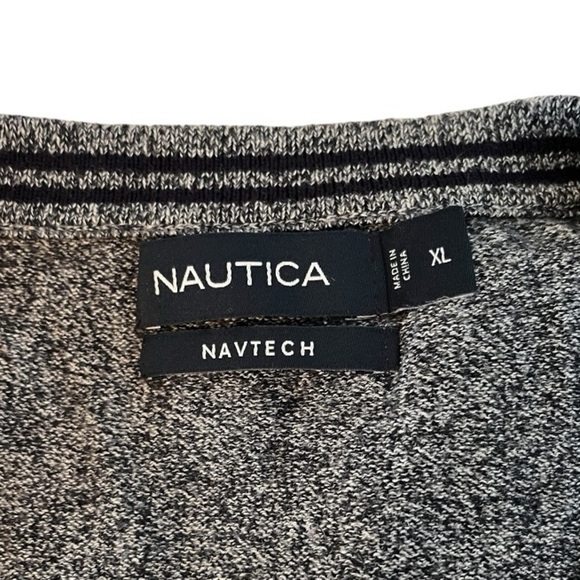 Nautica Men’s V-Neck Gray Knit Sweater Size L - Picture 3 of 5
